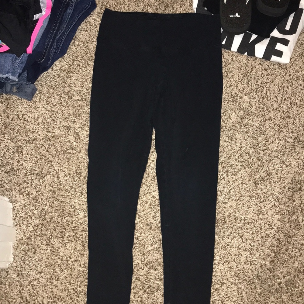 black leggings